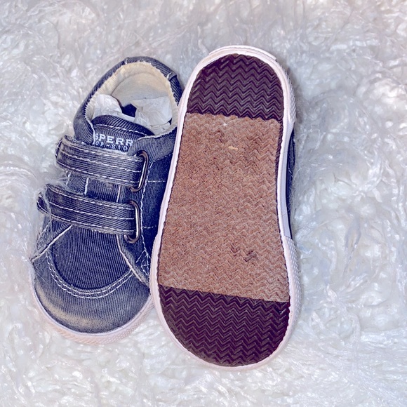 Baby shoes - Picture 3 of 4